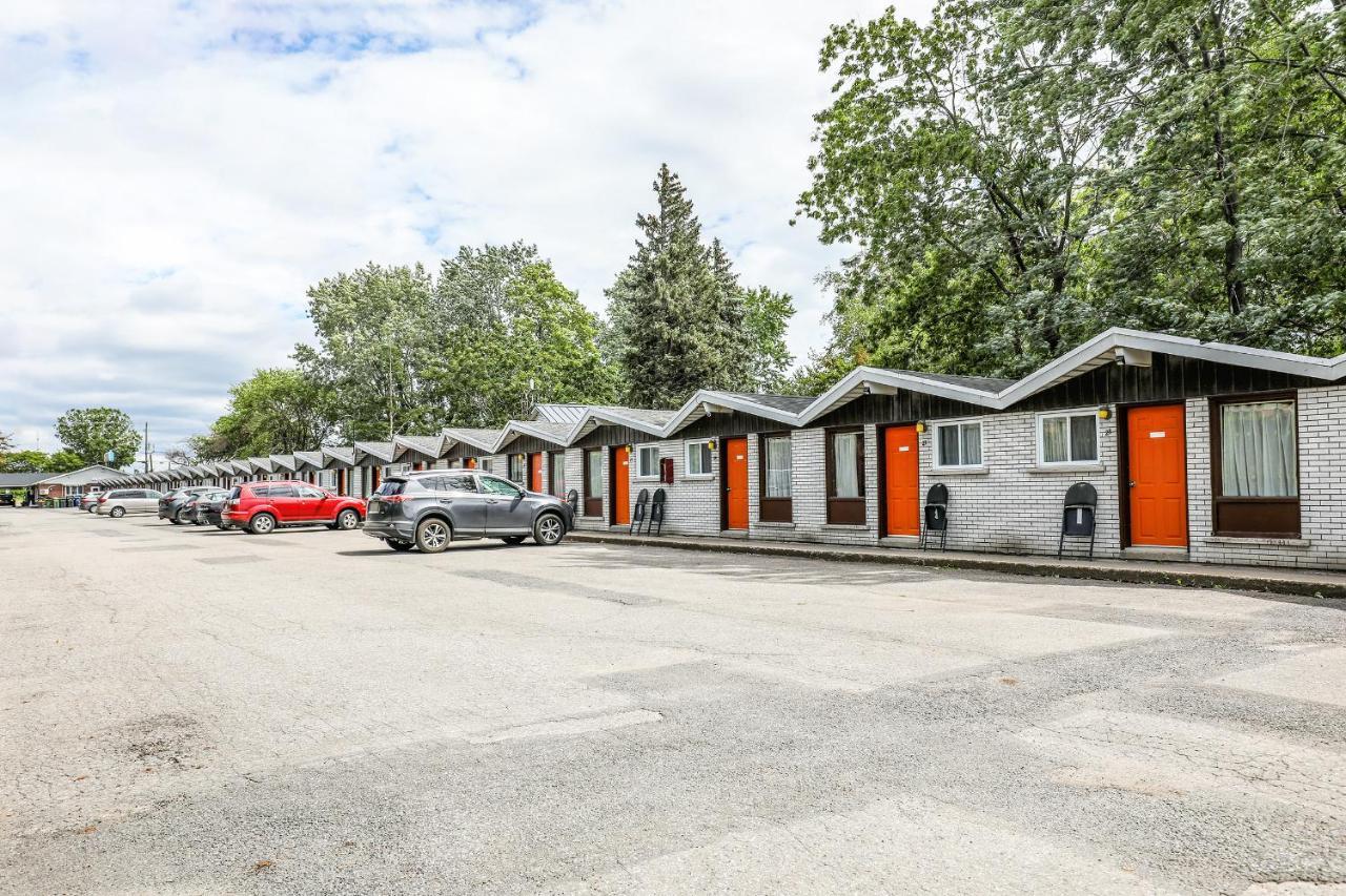 Motel Rideau Brossard Exterior foto